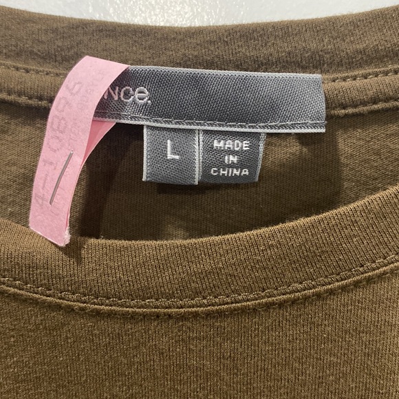 Vince brown(ish) tee with black lamb leather shirt sleeves. - Picture 2 of 4